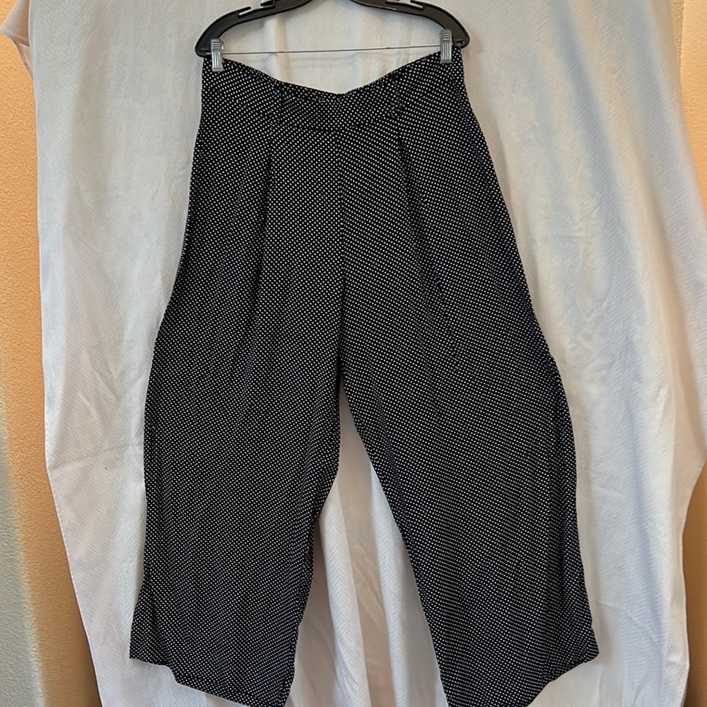 Elle Black/White Polka Dot Wide-Leg Pants. Size L.